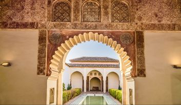 15. Palais Nasride image