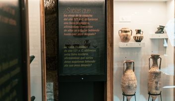 SECÇÃO DOIS. O VINHO NA HISTÓRIA. image