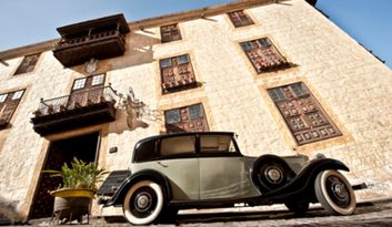 Visit to Palacio Lercaro image