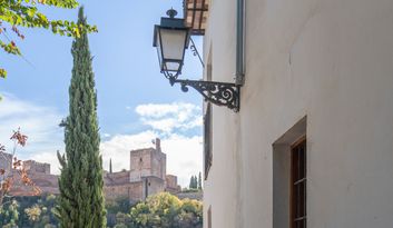 Callejeando por el Albaicín image