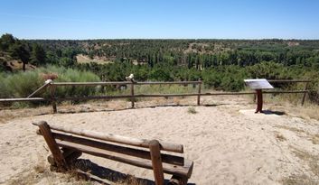 11. Valle de Escarpías image