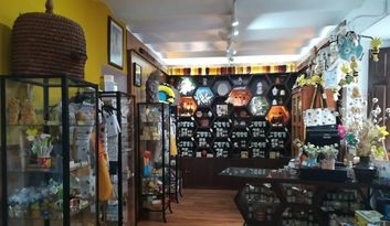 15. Tienda y degustación image