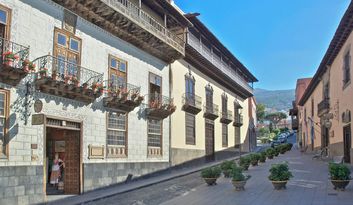 Ensemble historique La Casa de Los Balcones image