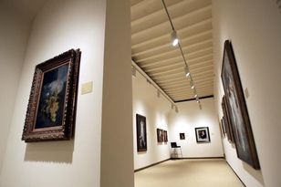 PUNKT 5. DAUERAUSSTELLUNG DES MALERS REVELLO DE TORO. SAAL 1 image