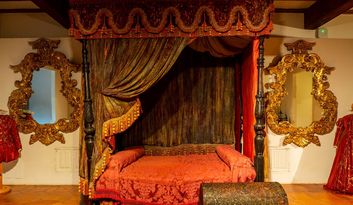 9. Bedchamber and Oratory image