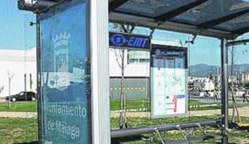 Parada de autobús al aeropuerto image