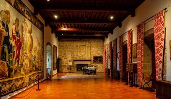 7. Infantado Room image