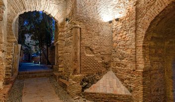 3. Porte de la Bóveda Vaída image