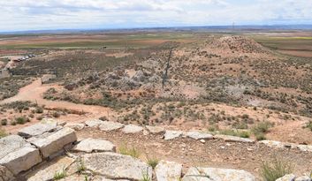 (11) El muro. Erosión image