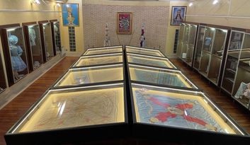 Parada 6. Antiguas Banderas de la Compañía de Milicias de Yecla image