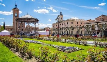 Plaza de Cervantes image