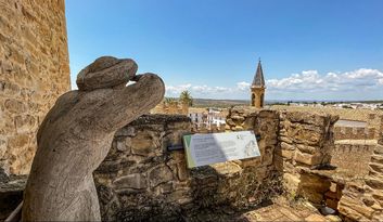 Room 6: Rrom the walkway image